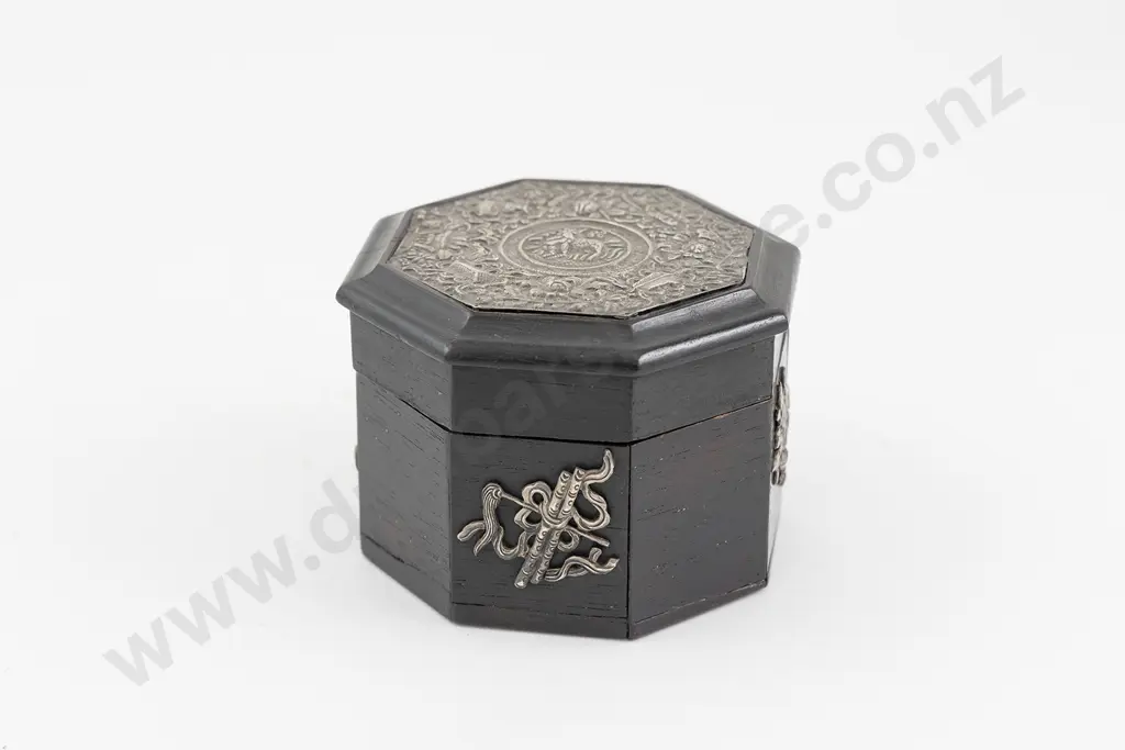 Indian Ebonised & Silver Mounted Octagonal Lidded Box Image 1++