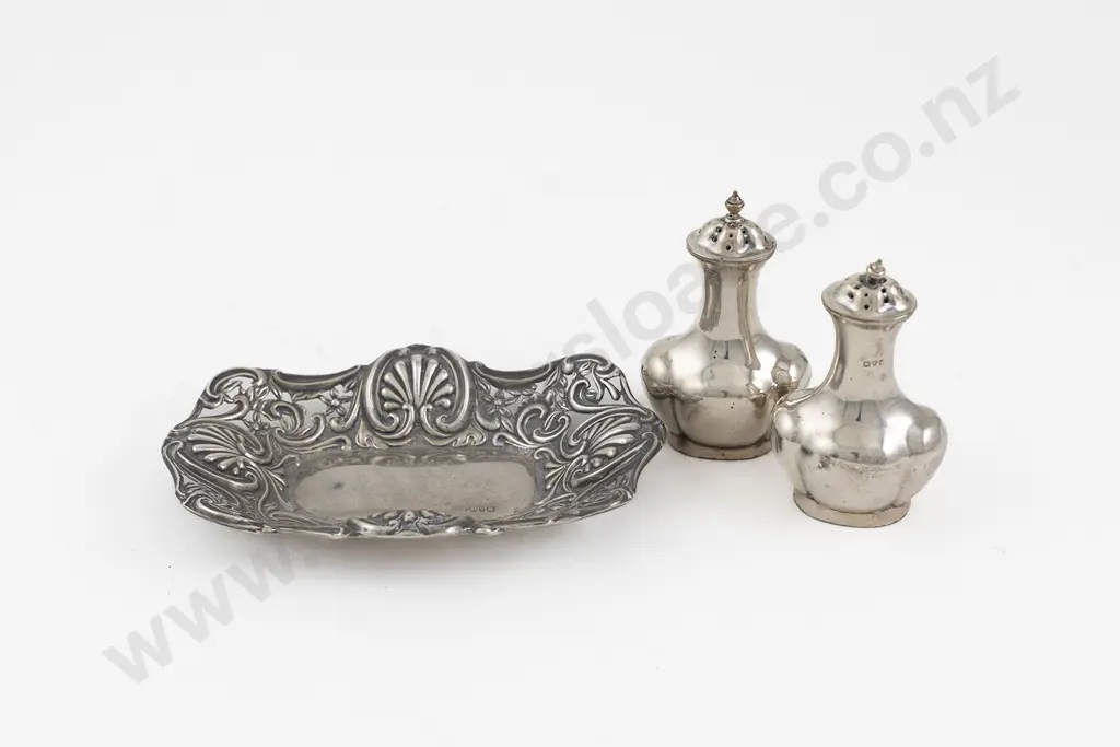 Vict S/S Bon Bon Dish Image 1++