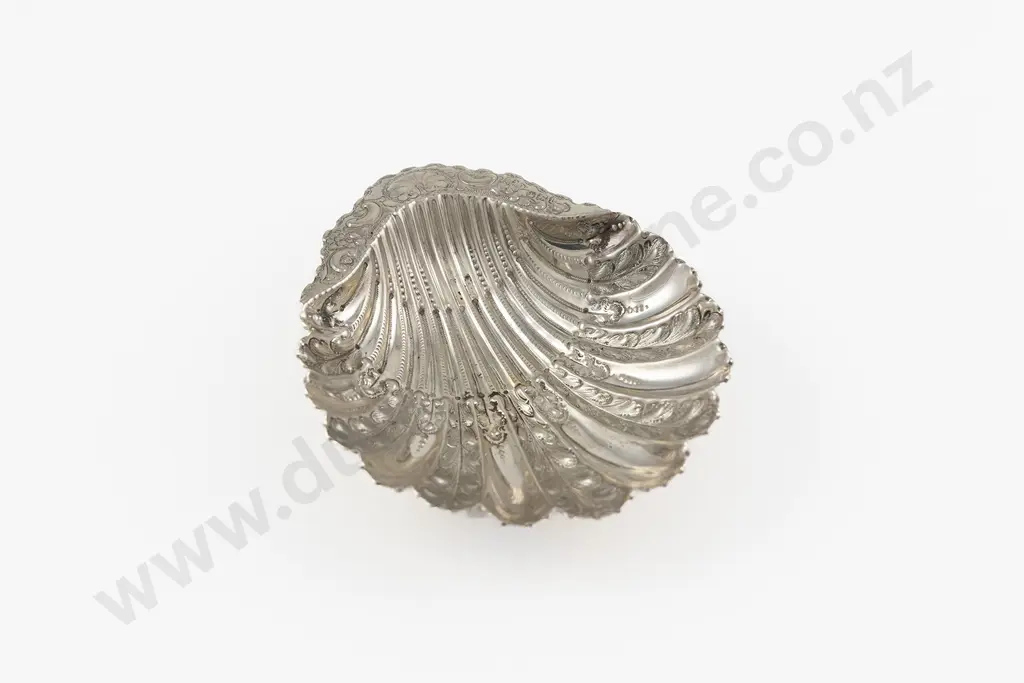 Vict S/S Scallop Shaped Butter Dish Image 1++