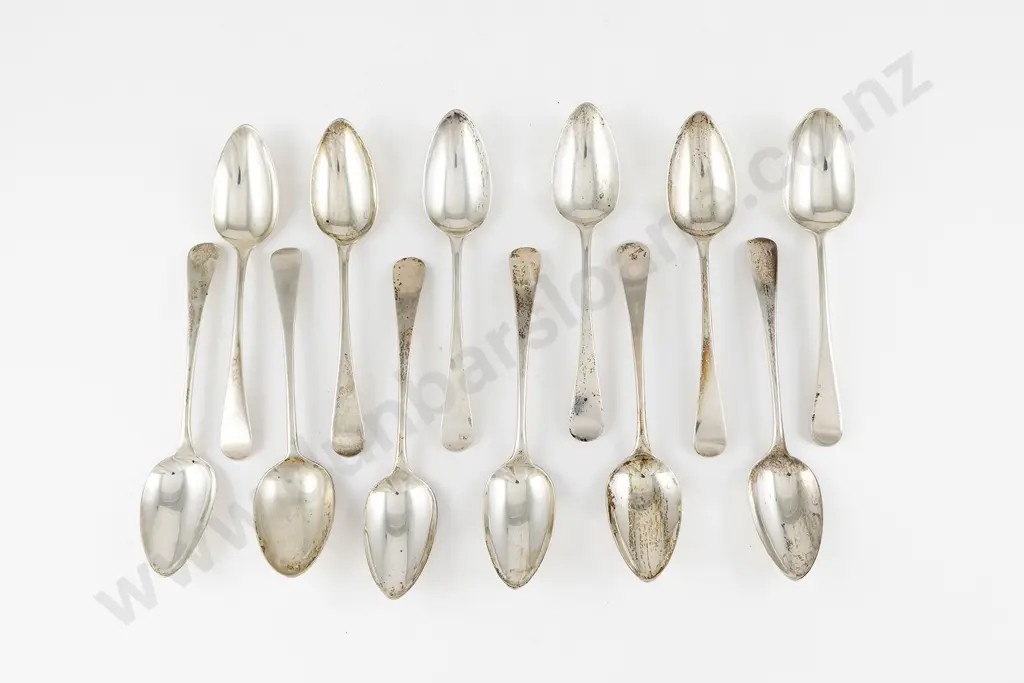 Set Of 12 Geo III S/S Dessert Spoons Image 1++