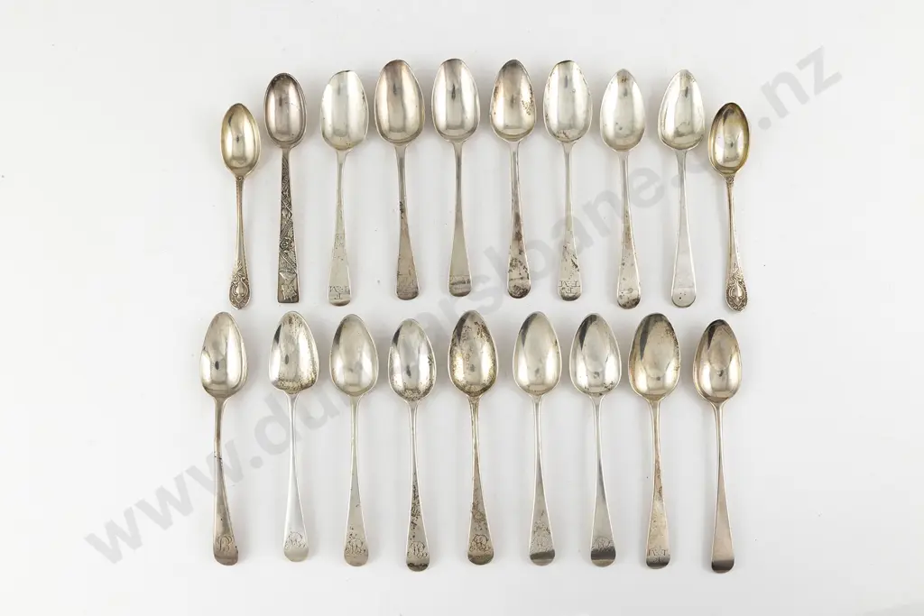 16 Various S/S Old English Pattern Teaspoons & 3 Others Image 1++