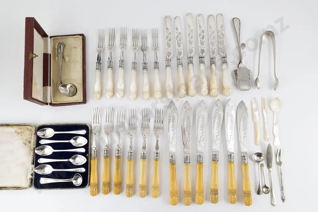 Selection Of Mixed S/S & S/P Flatware Image 1++