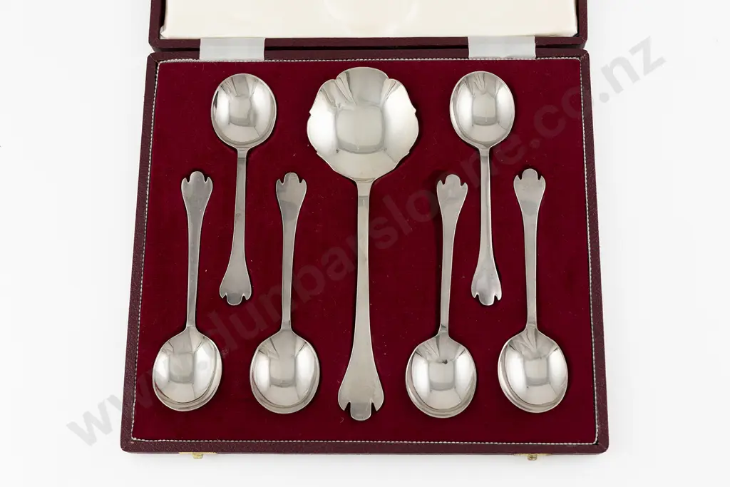 Cased QEII Set Of 7 S/S Dessert Spoons By Francis Howard Limited Image 1++