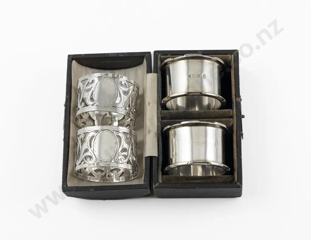 Cased Pair Of Geo V S/S Circular Napkin Rings Image 1++