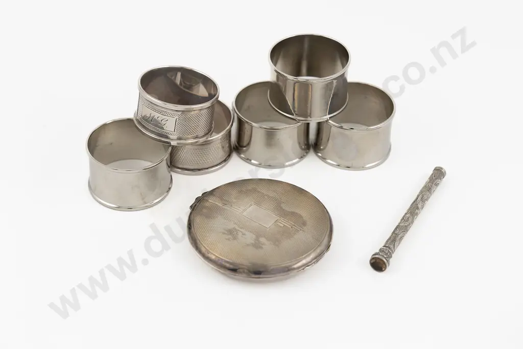 Pair Of S/S Napkin Rings Image 1++