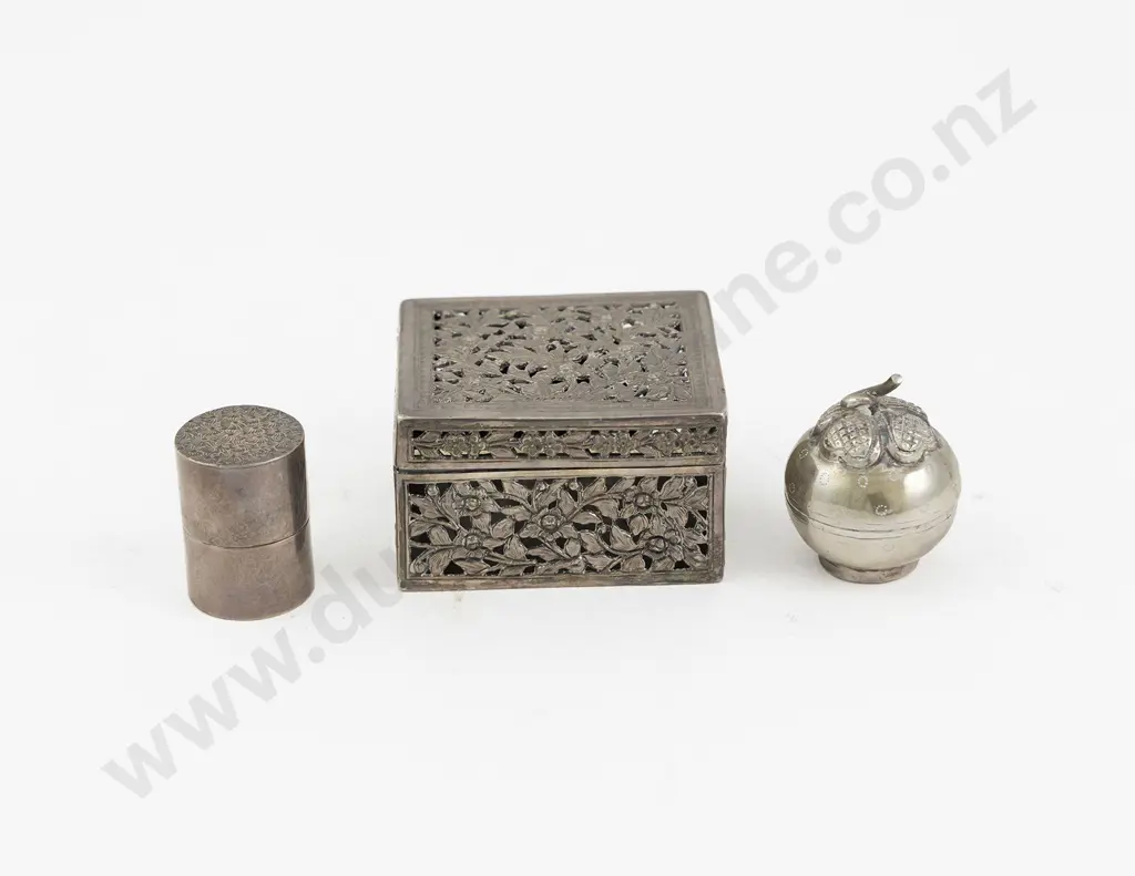 Small Eastern Silver Trinket Box Image 1++