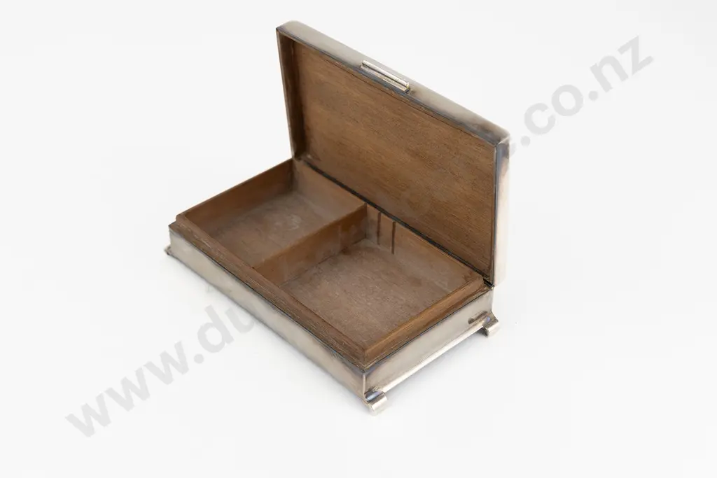 QEII S/S Cigarette Box Image 1++