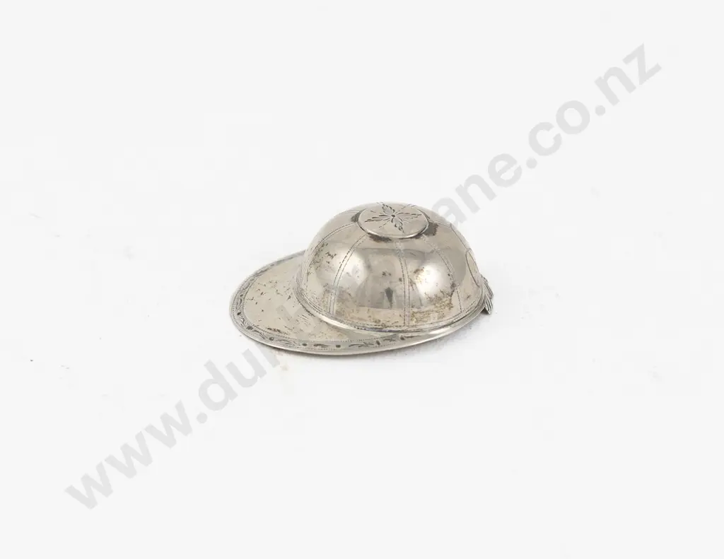 Geo III S/S Jockey Cap Caddy Spoon Image 1++