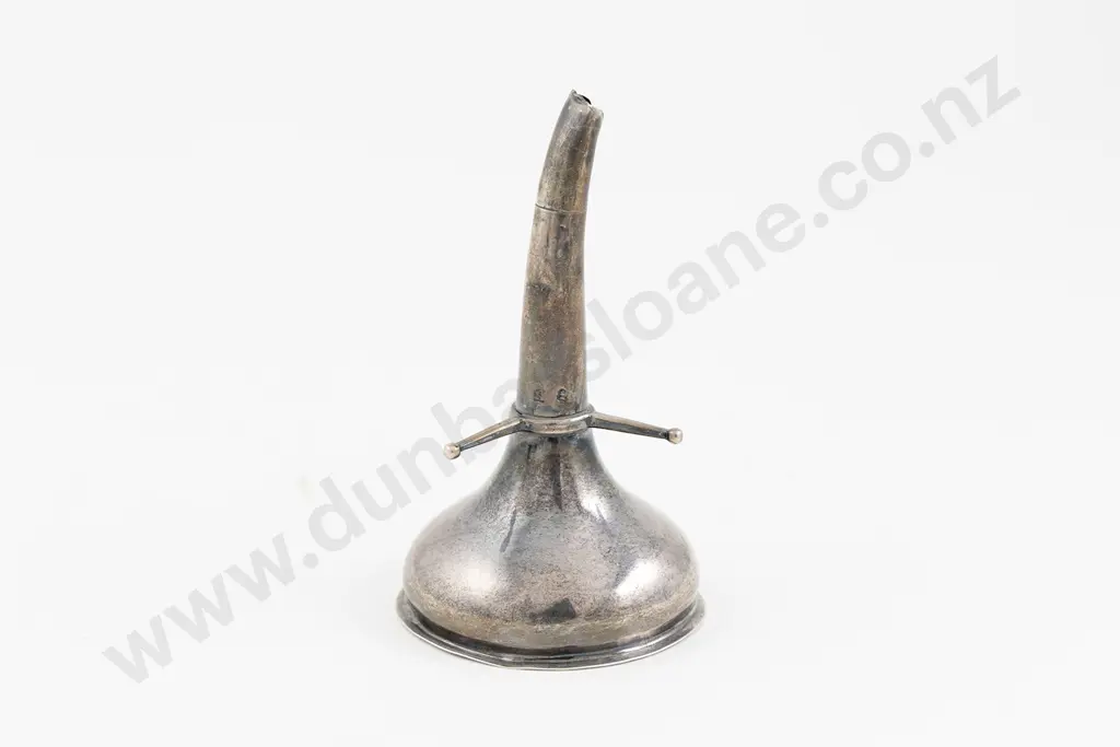 Geo III S/S Wine Funnel Image 1++