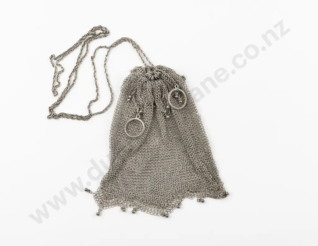 Silver Chain Mesh Purse Image 1++