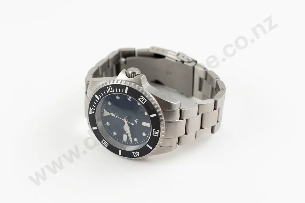 Seiko Hybrid Movement MWC Military Divers Wrist Watch Image 1++