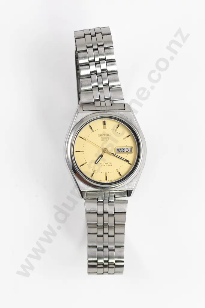 Seiko 7009 Automatic 17 Jewels Gents Wrist Watch Image 1++
