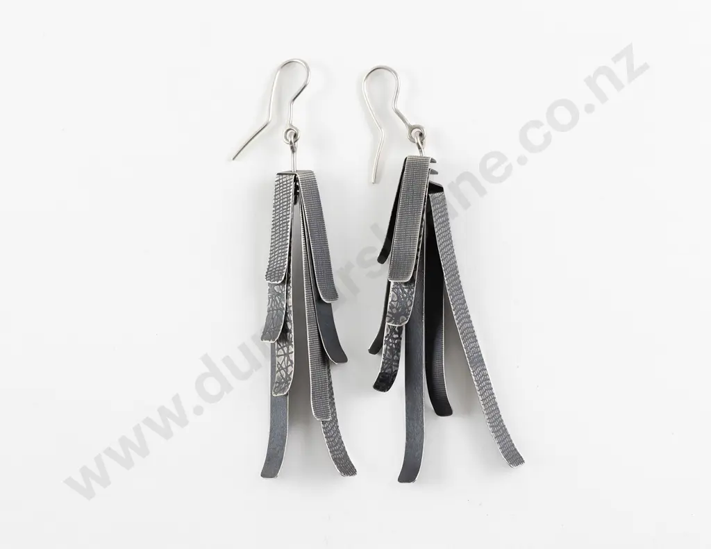 NZ Jeweller Tatjana Panyoczki S/S Black Enamel Pendant Earrings Image 1++