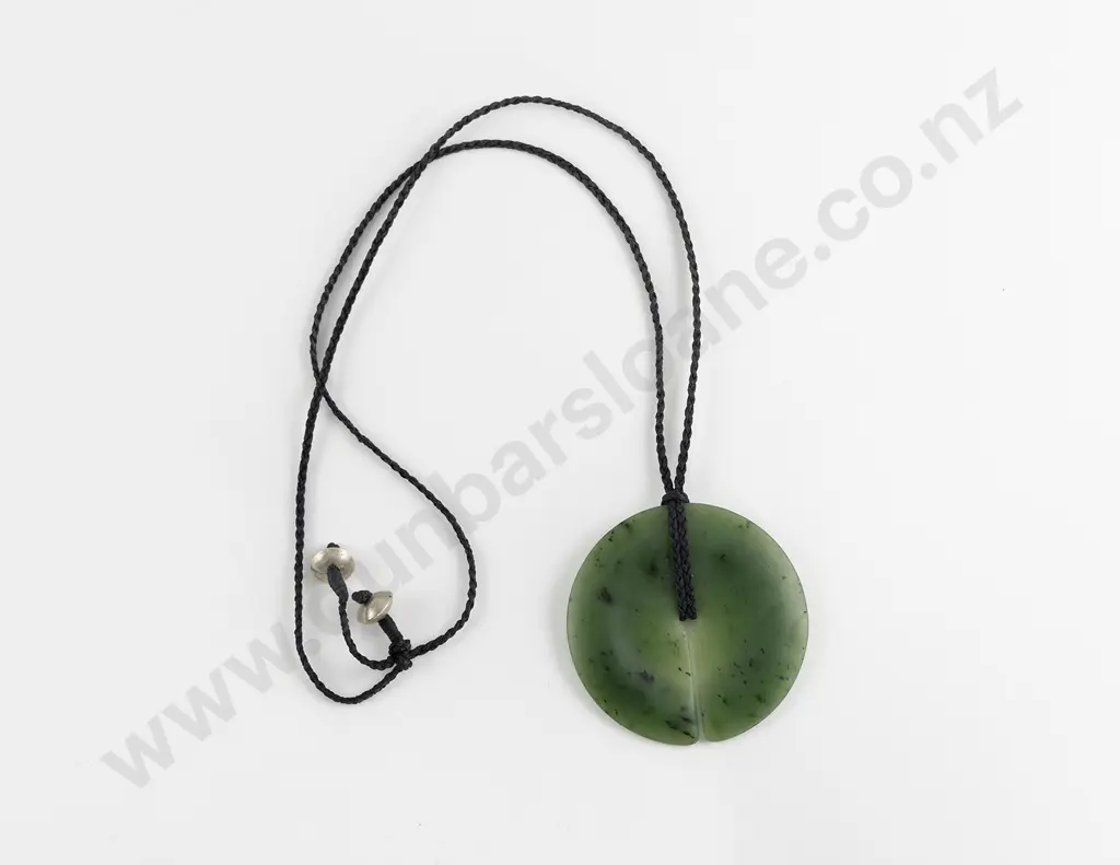 NZ Jeweller Craig McIntosh Fine Greenstone Disc Pendant Image 1++