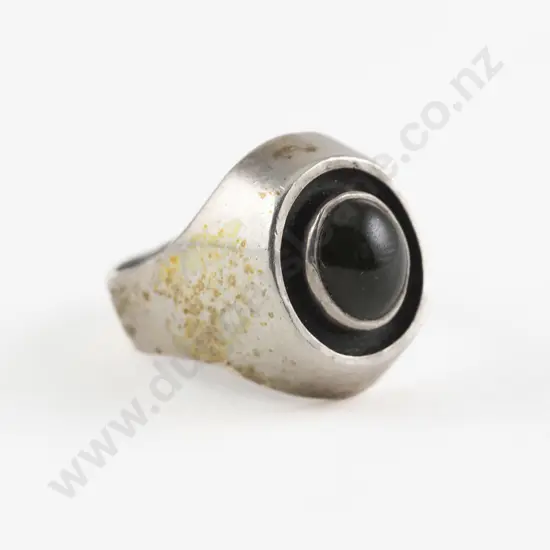NZ Peter Minturn S/S and Onyx Ring