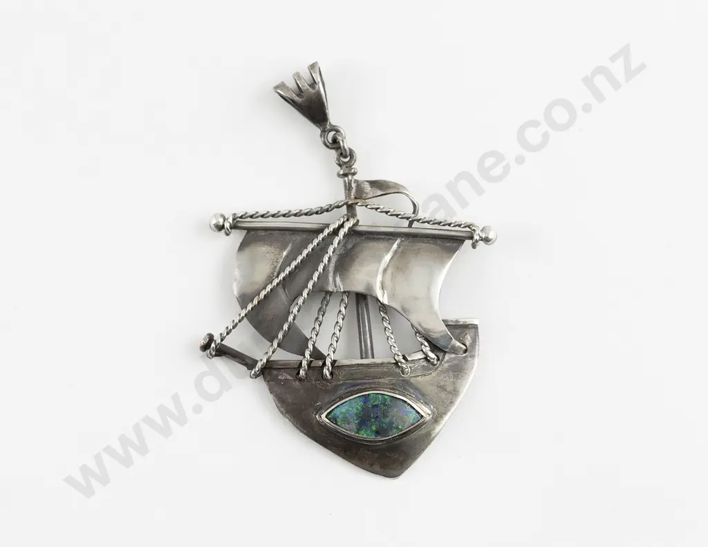 NZ Silver Louis Augustus Ogier (1869-1950) Arts and Crafts Pendant Image 1++