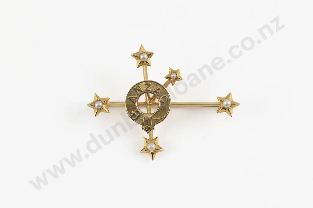 NZ Littlejohn & Son 15ct Southern Cross 'Sweet Heart' Brooch Image 1++