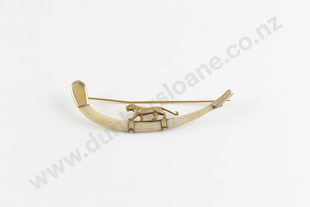 C1880 Victorian Raj 14ct Gold Mount Tigers Clavicle Lucky Bone Brooch Image 1++