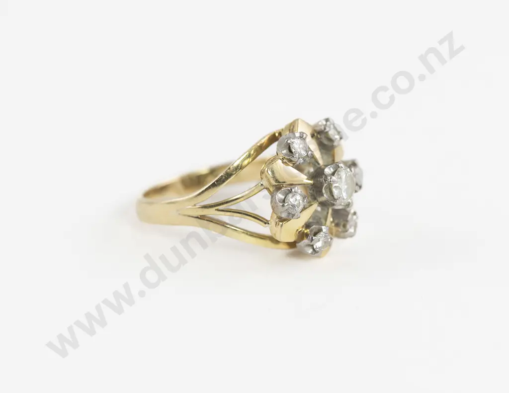 Mid C20th Seven Stone Diamond Cluster Ring Image 1++