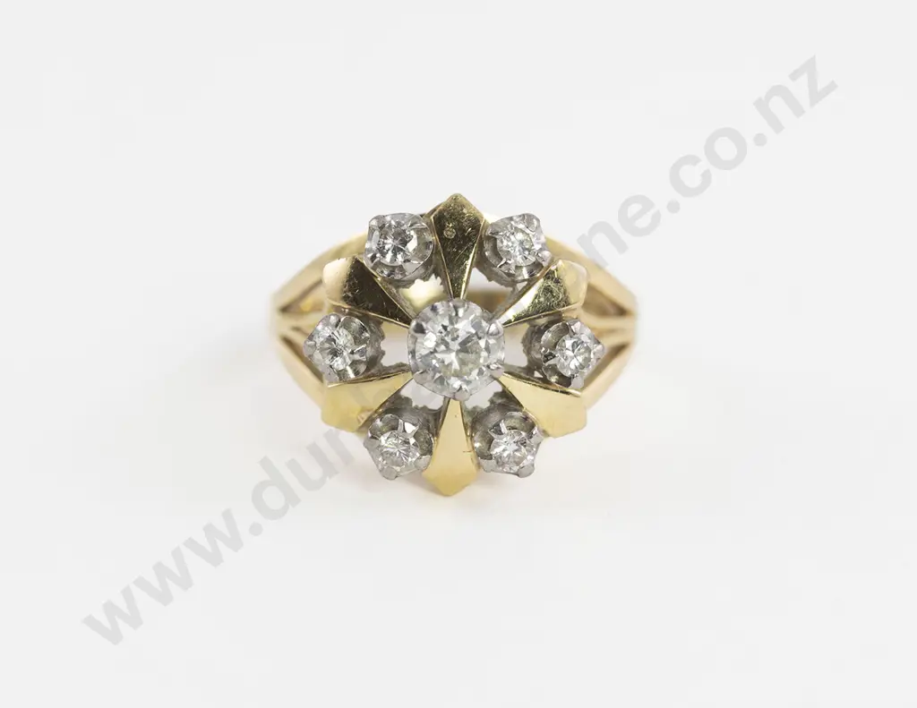 Mid C20th Seven Stone Diamond Cluster Ring Image 1++