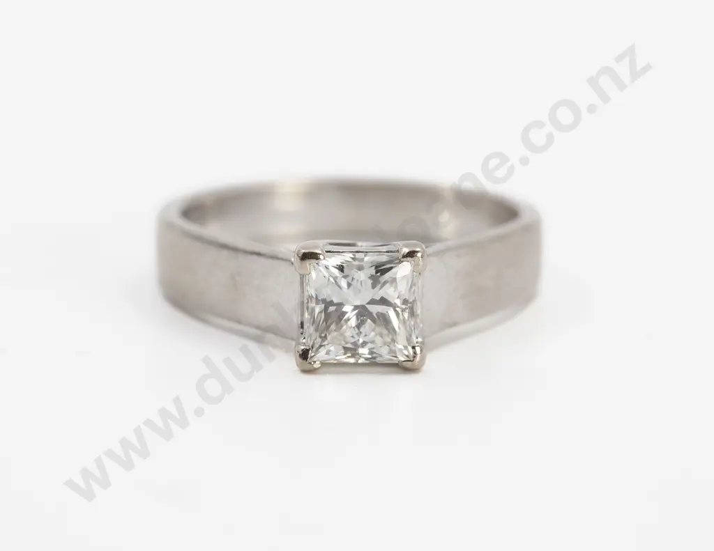 18ct White Gold Solitaire Diamond Ring Image 1++