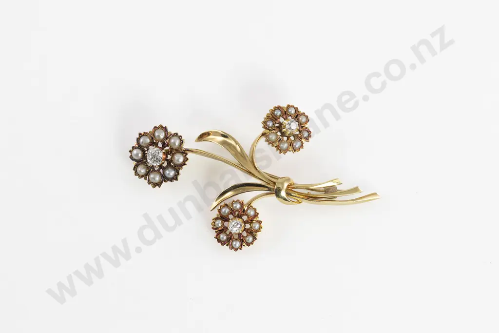 18ct Diamond and Pearl Triple Floral Spray Brooch Image 1++