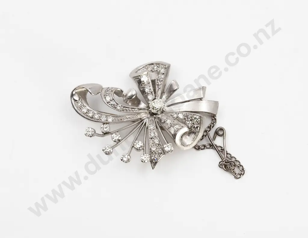 Vintage Pre-War 18ct White Gold and Platinum Diamond Spray Brooch Image 1++