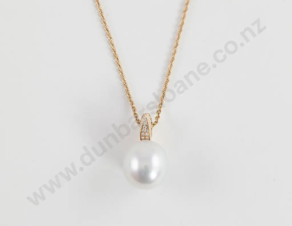 18ct Rose Gold White Paspaley Pearl and Diamond Pendant Image 1++