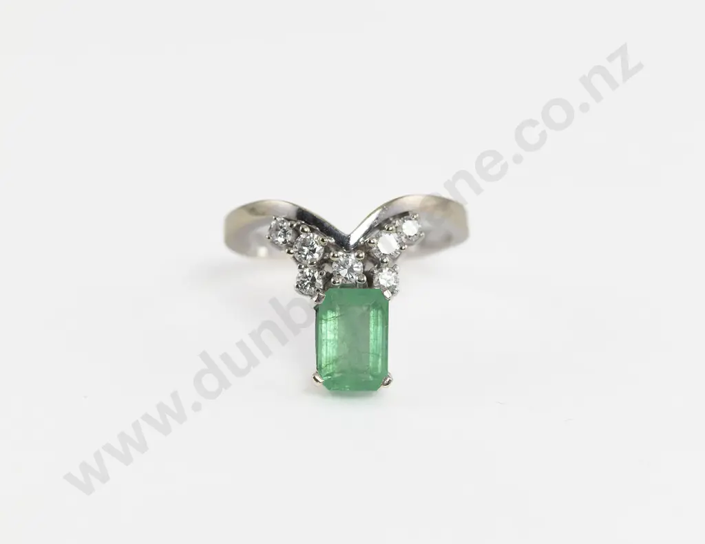 14ct White Gold Eight Stone Emerald and Diamond Dress Ring Image 1++