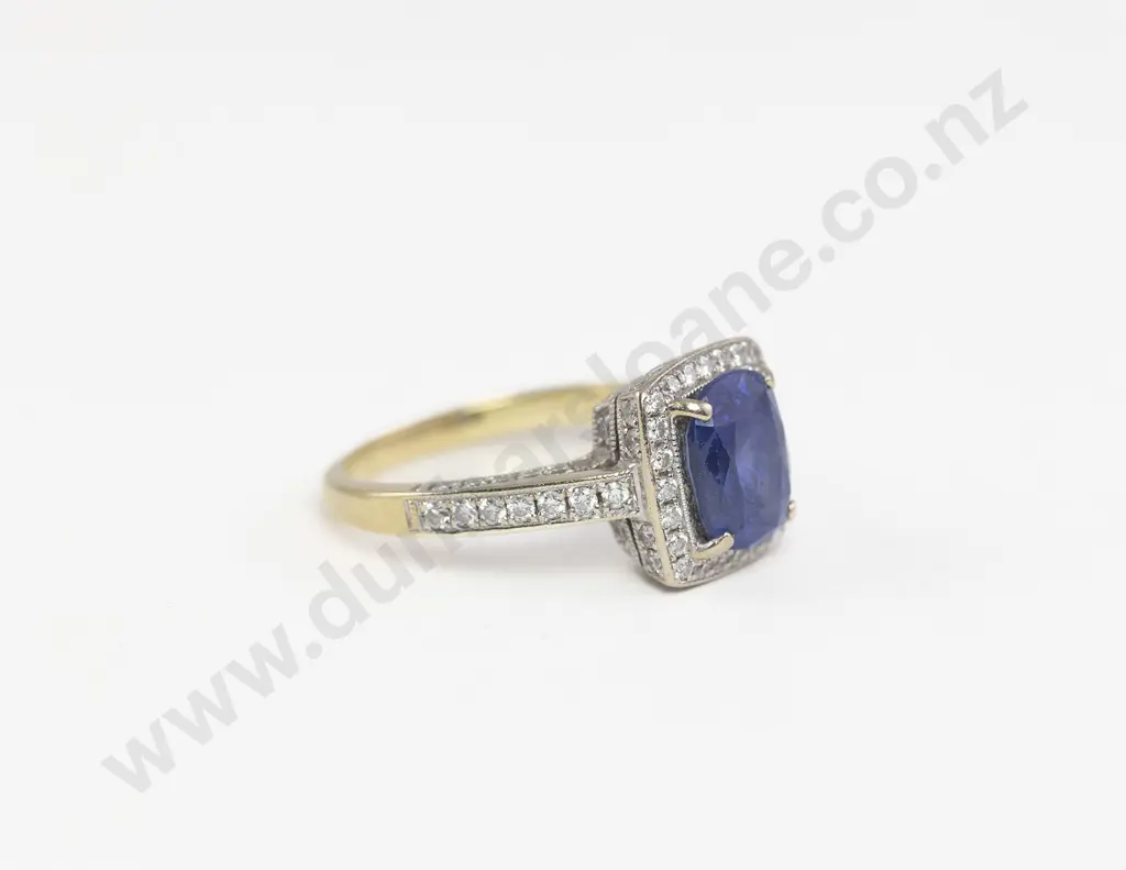18ct 95stone Sapphire and Diamond Cluster Ring Image 1++
