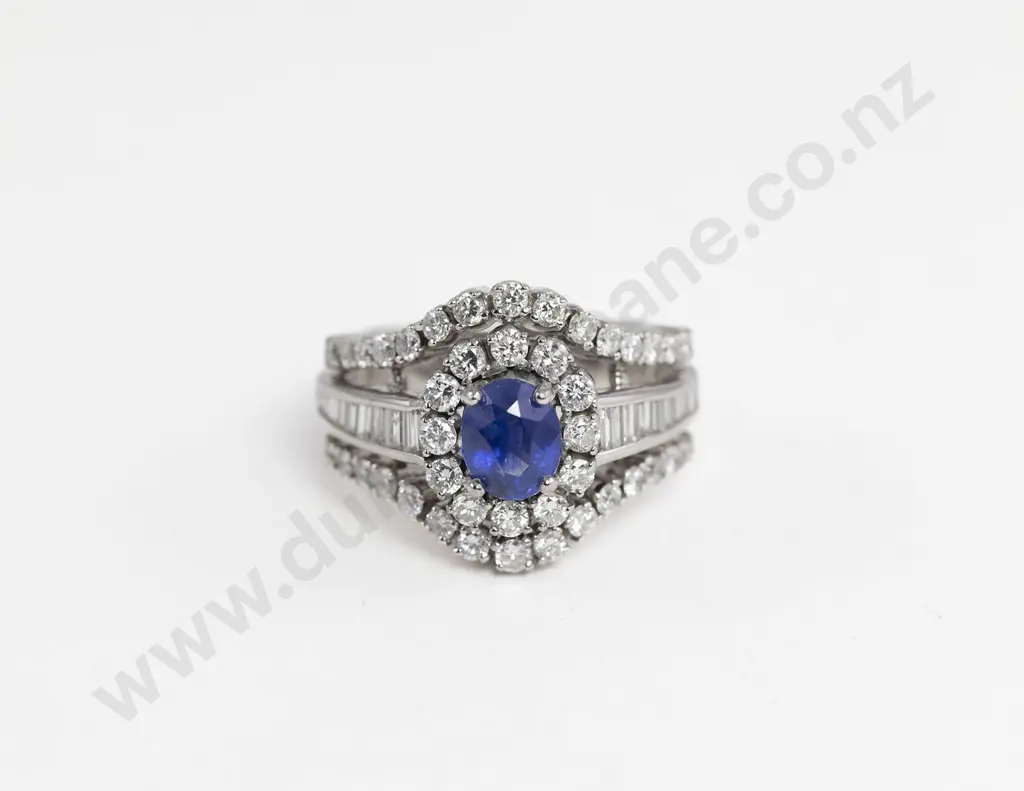 18ct Ceylonese Sapphire and Diamond Cluster Ring Image 1++