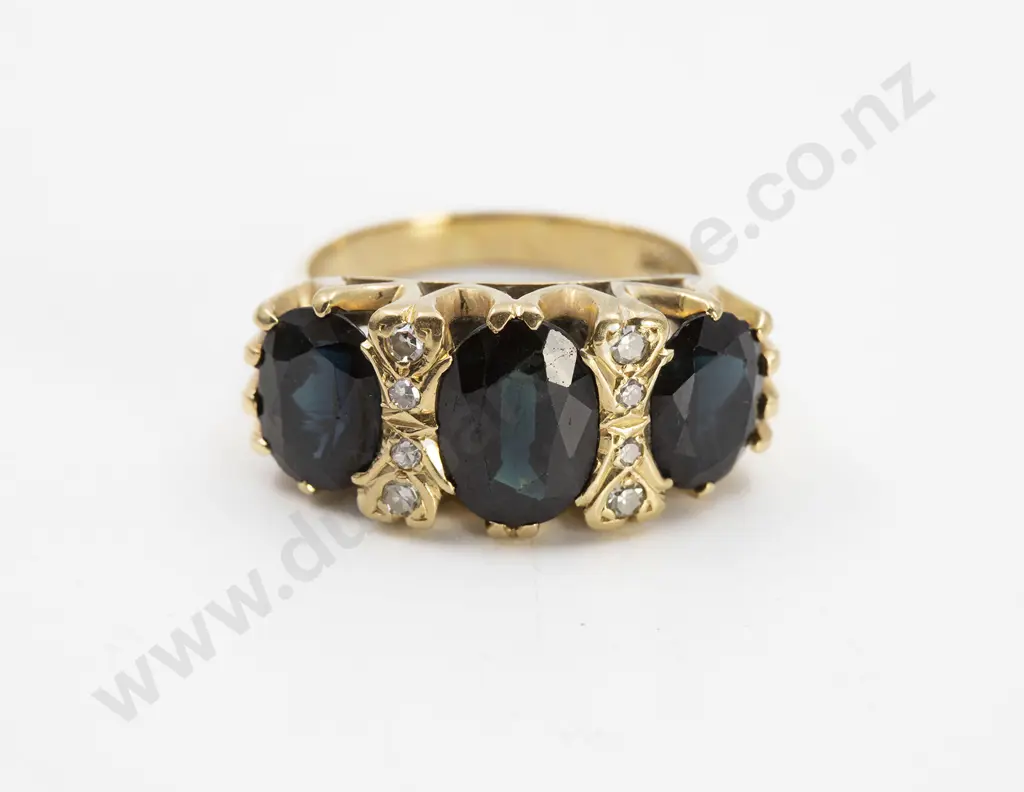 18ct Three Stone Sapphire London Bridge Ring Image 1++