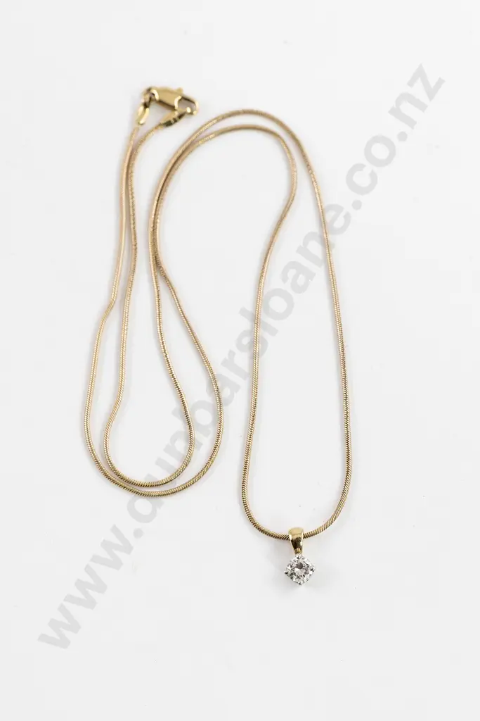 9ct Yellow and White Solitaire Diamond Pendant Image 1++