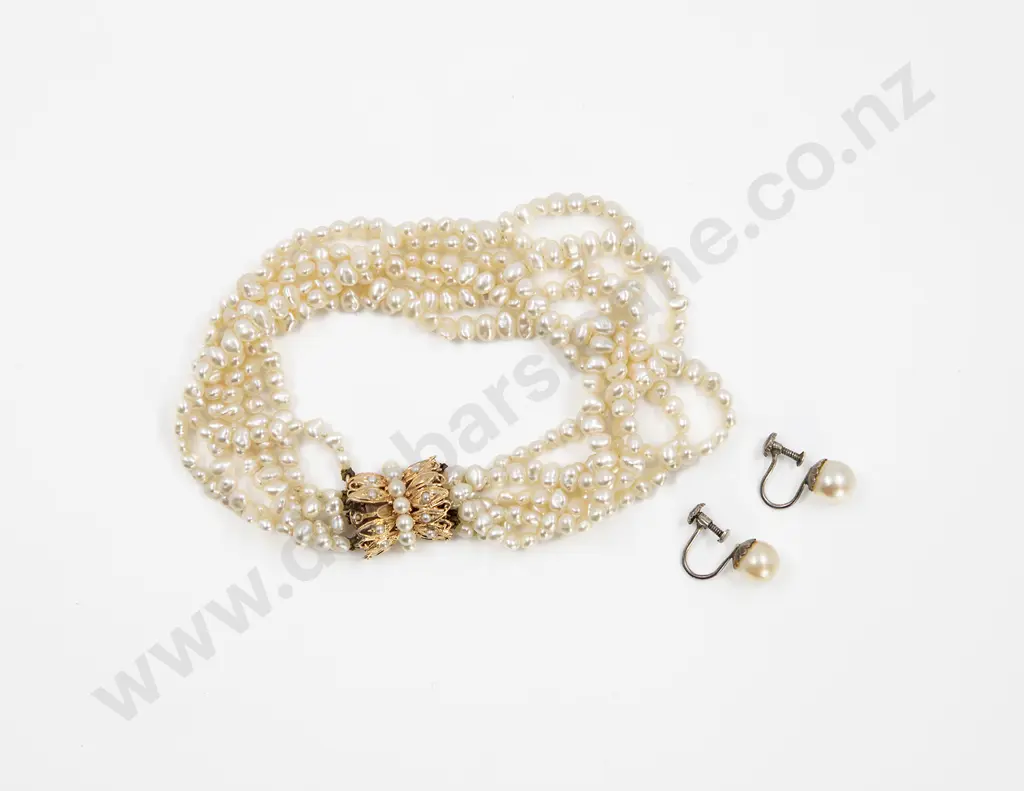 Uniform Six Strand Natural Fresh Water Pearl Bracelet Image 1++
