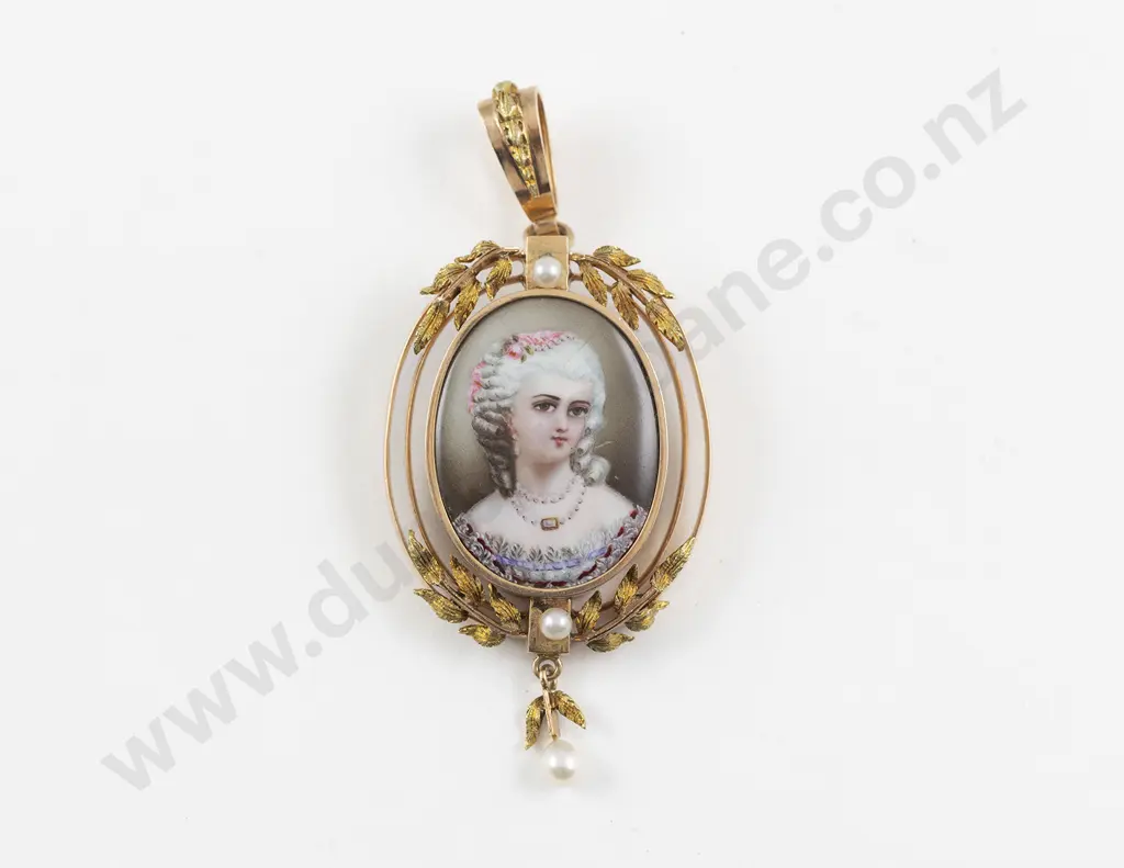 Late C19th 15ct Portrait on Enamel Pendant/Brooch Image 1++