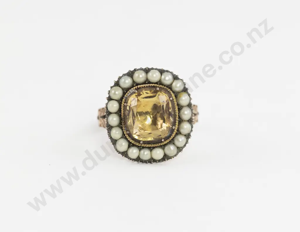 Late Georgian 9ct Citrine and Pearl Cluster Ring Image 1++