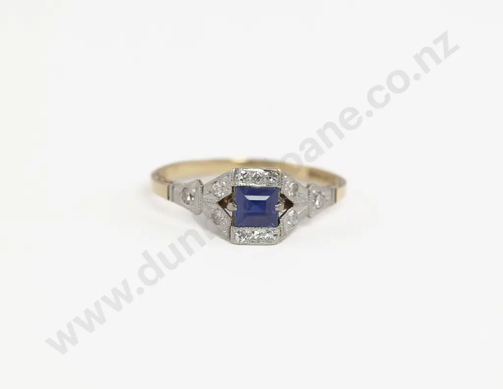 18ct & Platinum 13stone Sapphire & Diamond Cluster Ring Image 1++