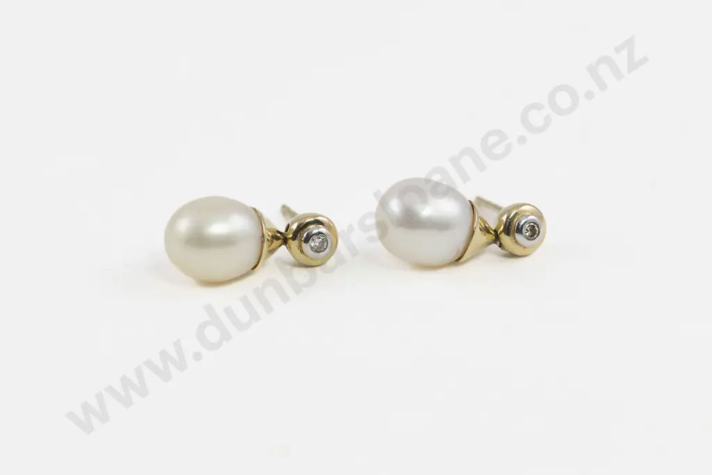 Pair 14ct Diamond and Pearl Pendant Earrings Image 1++