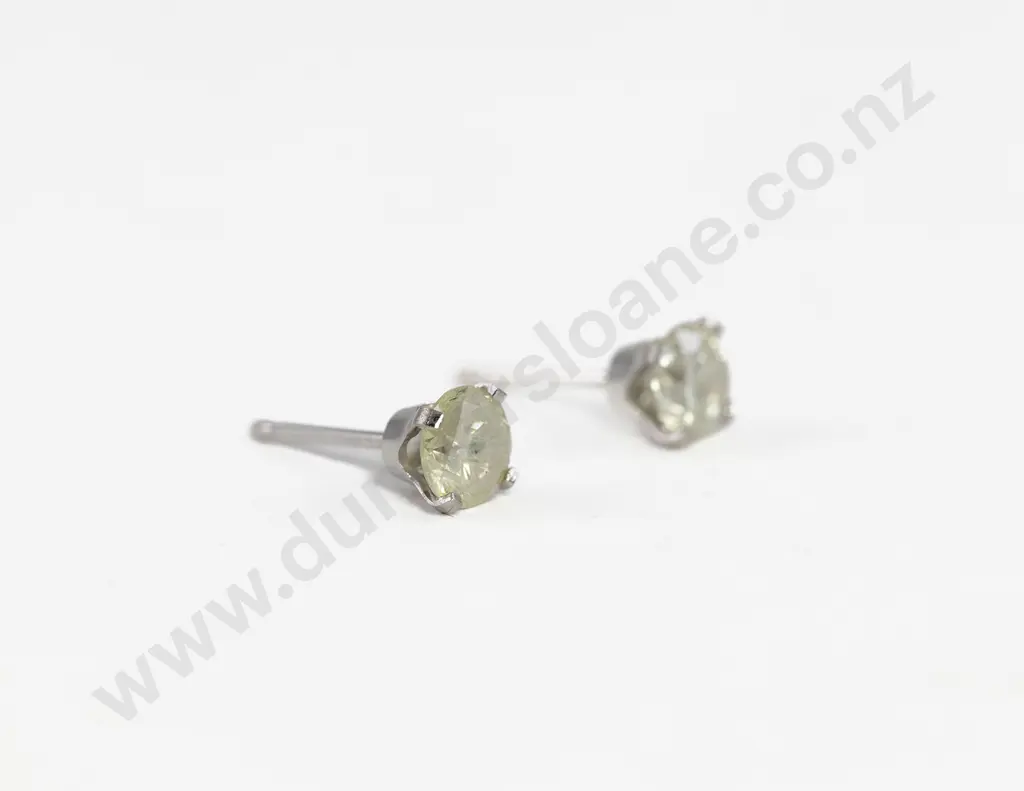 Pair 14ct White Gold Solitaire Diamond Stud Earrings Image 1++