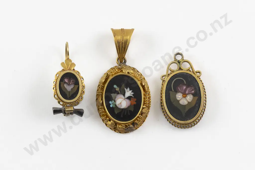 Two Victorian Grand Tour C1870 Gold Pietra Dura Florentine Mosaic Brooches Image 1++