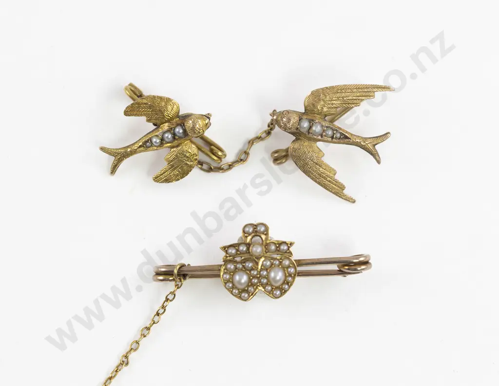 Victorian 9ct Double Swallow Shawl Pin Image 1++