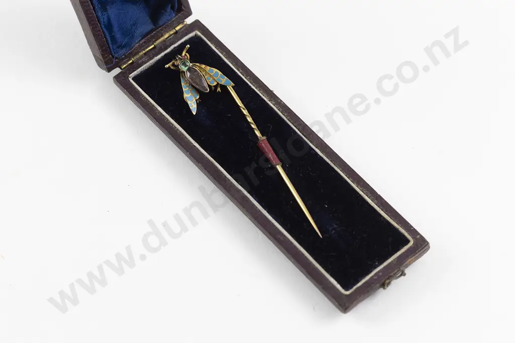 Cased Edwardian 9ct Enamel and Gem Bug Stick Pin Image 1++