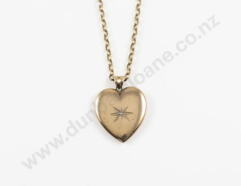9ct Trace Link Neck Chain with Heart Pendant Image 1++