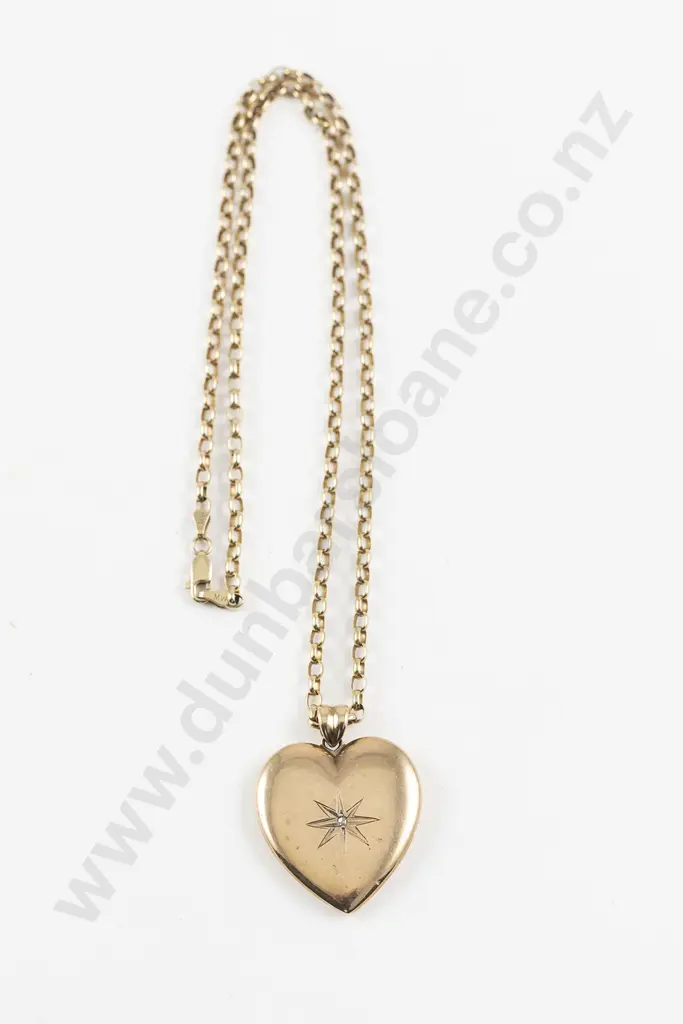 9ct Trace Link Neck Chain with Heart Pendant Image 1++
