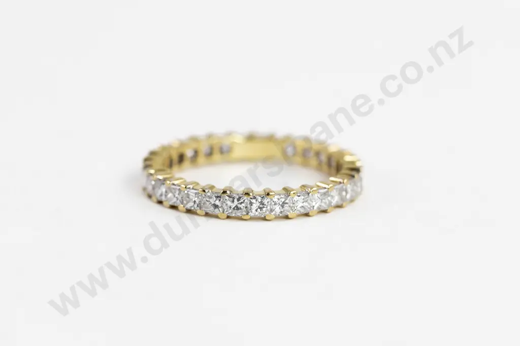 18ct 28stone Diamond Eternity Band Image 1++