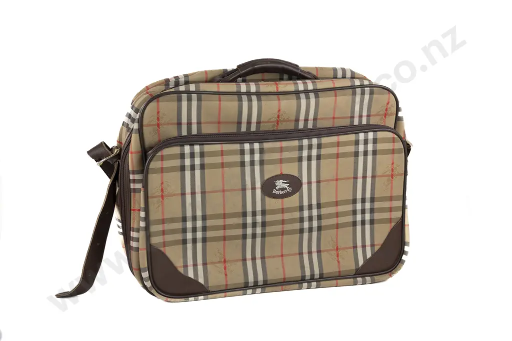 Vintage C1980's Burberry Weekend Travel Bag Image 1++