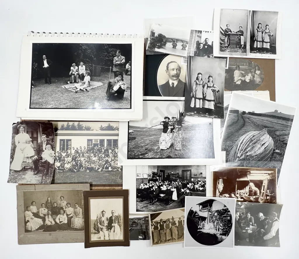 30 Various Photographic Prints incl. Colonial Portraits and assorted Studio Portraits Image 1++
