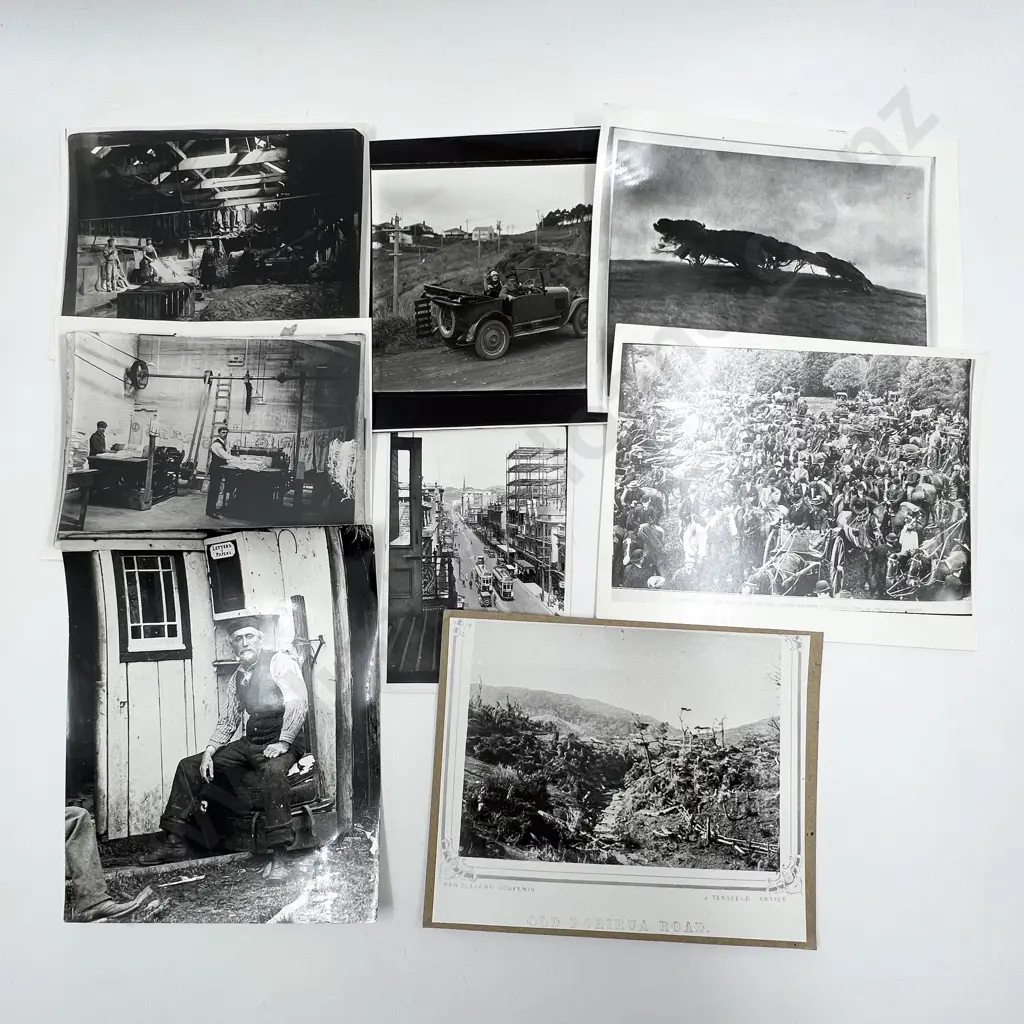 20 B/W Photographic Prints incl. Wellington Subject together with assorted historical Image 1++