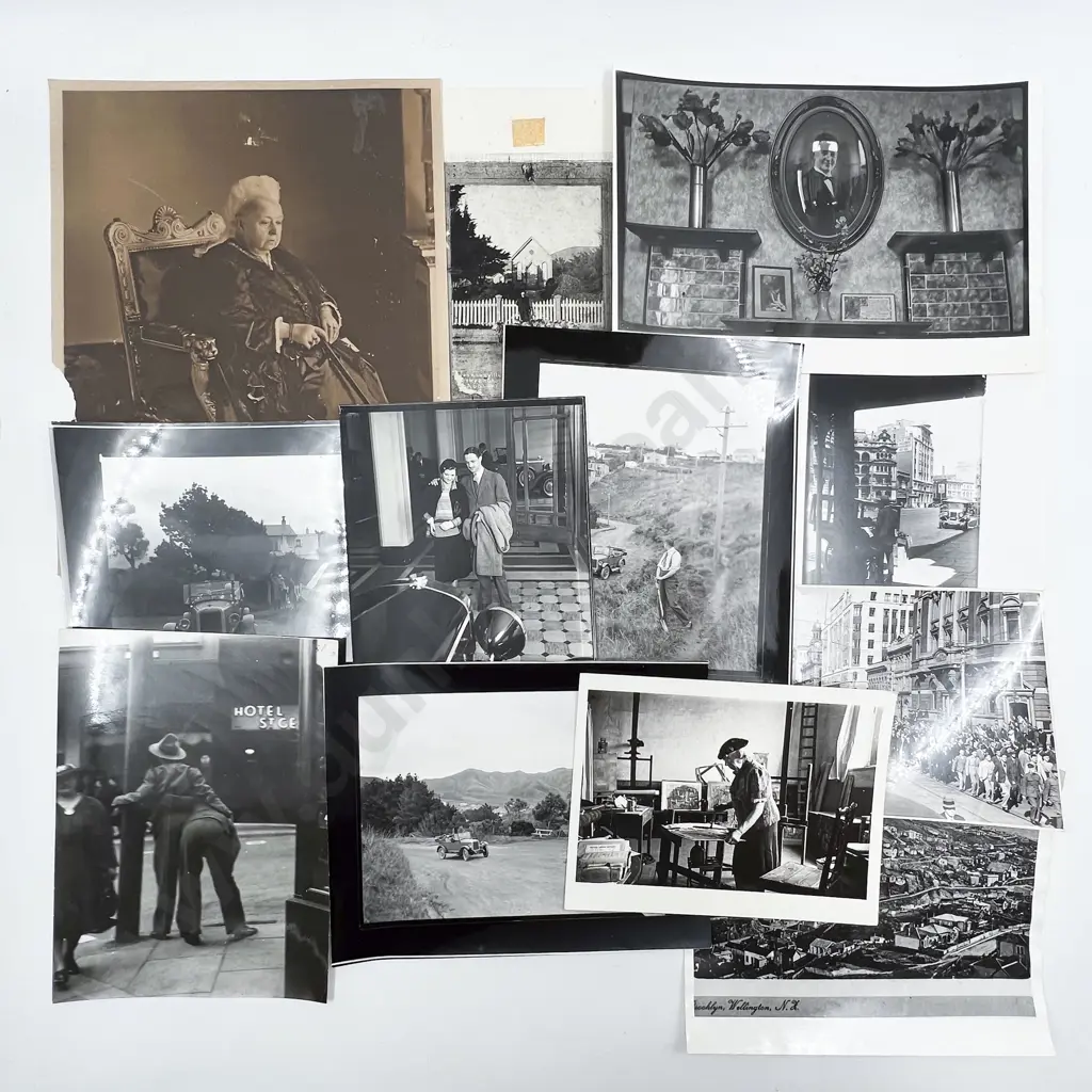 20 B/W Photographic Prints incl. Wellington Subject together with assorted historical Image 1++