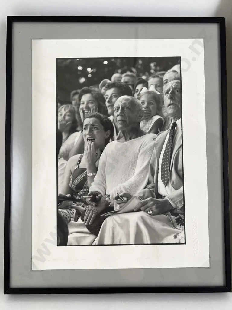 Collection of Brian Brake Material incl. correspondence prints and two mounted photos Image 1++